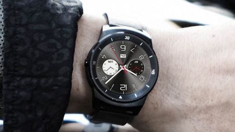 Su clásico diseño enamora. Junto con el Moto 360, probablemente el smartwatch más bonito.